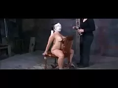 لباس یک پلیس دانلود کانال فیلم سکسی در تلگرام به زیبایی بسیار چوبی می رود ، فقط اغوا کننده به دنبال شورت های لاتکس است