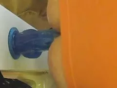 همجنسگرا از نیژنی تگیل کاملاً خروس می خورد و روی دانلود کانالهای سکسی تلگرام او می نشیند