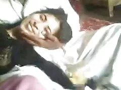 میشل دانلود کانال های سکسی تلگرام سبزه سکسی با سوراخ خود بازی می کند