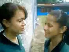 دو پسر و یک سبزه دانلود تلگرام فیلم سکسی