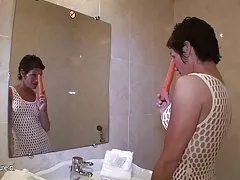 زن و شوهر جوان به طور ماهرانه رابطه جنسی برقرار می کنند کانال سکس بدون فیلتر