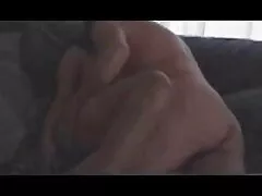 سبزه زرق کانال تلگرام سکسی الکسیس تگزاس و برق دار لولا فاکسکس بچه ها را با الاغ بزرگ خود اغوا می کند